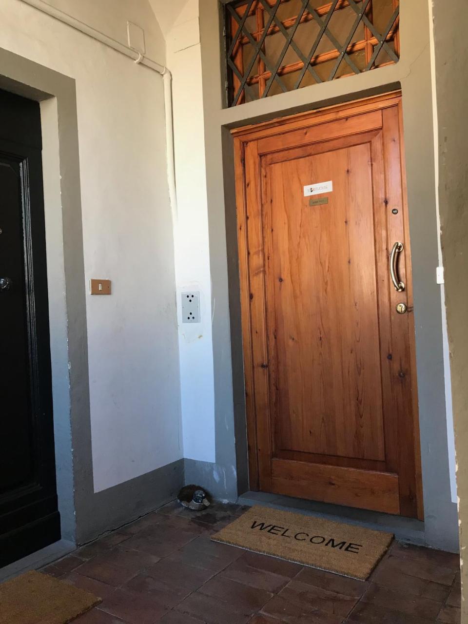 Borgo Pinti Frescos 6 Sleeps Apartamento *